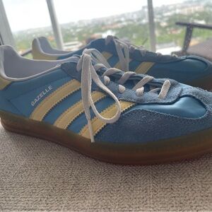 Adidas Gazelle Women’s Blue and Yellow Sneakers